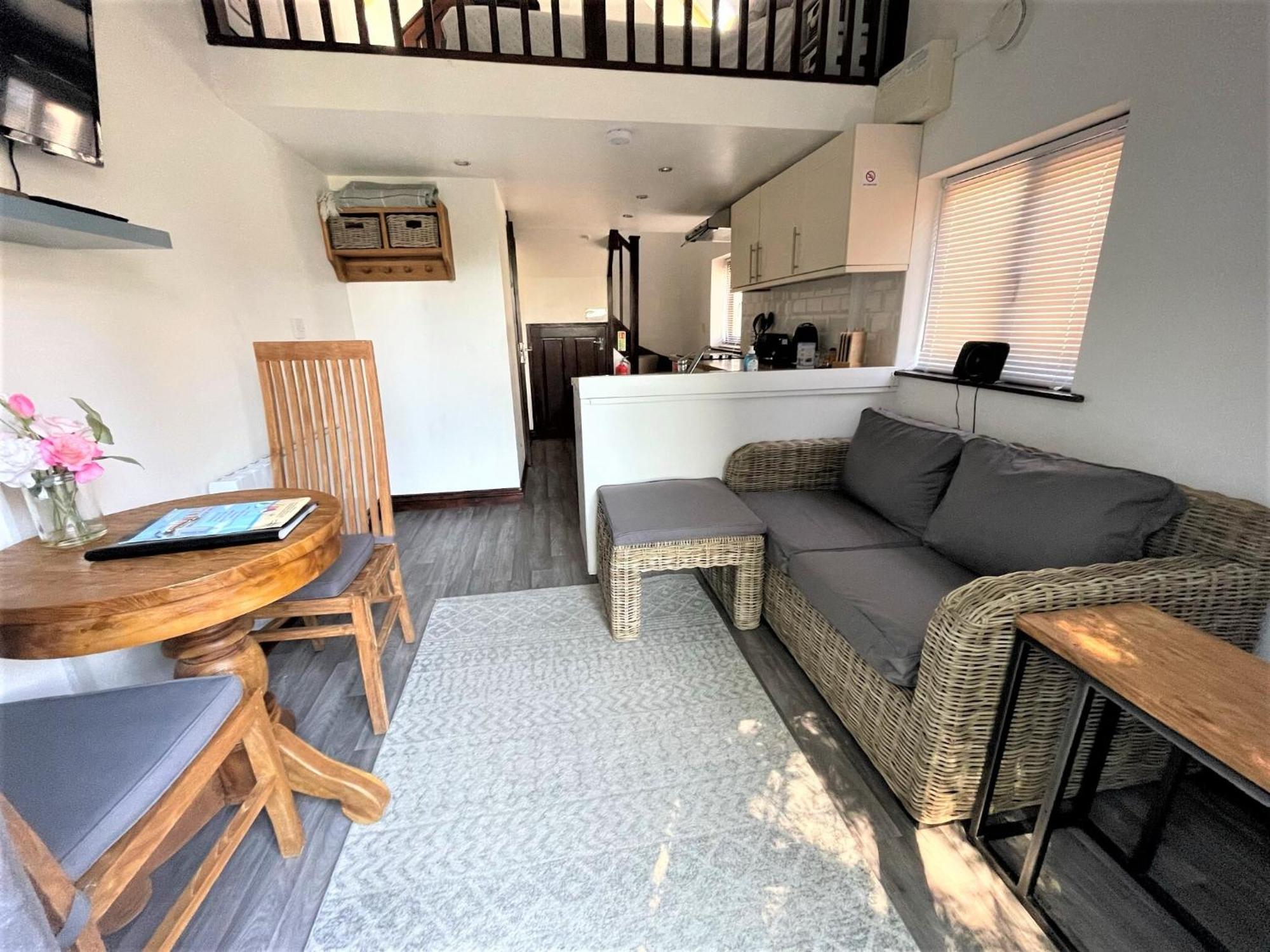 The Stables - Detached Cottage With Private Garden & Hot Tub St Austell Zewnętrze zdjęcie